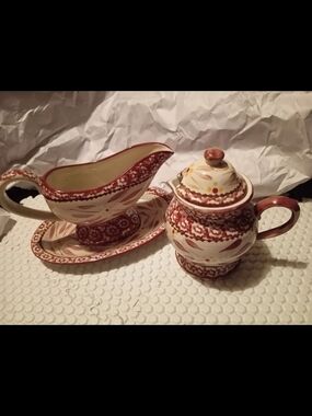 Temp-Tations Red and Cream Floral Ceramic Gravy Boat with Lidded Sugar Jar